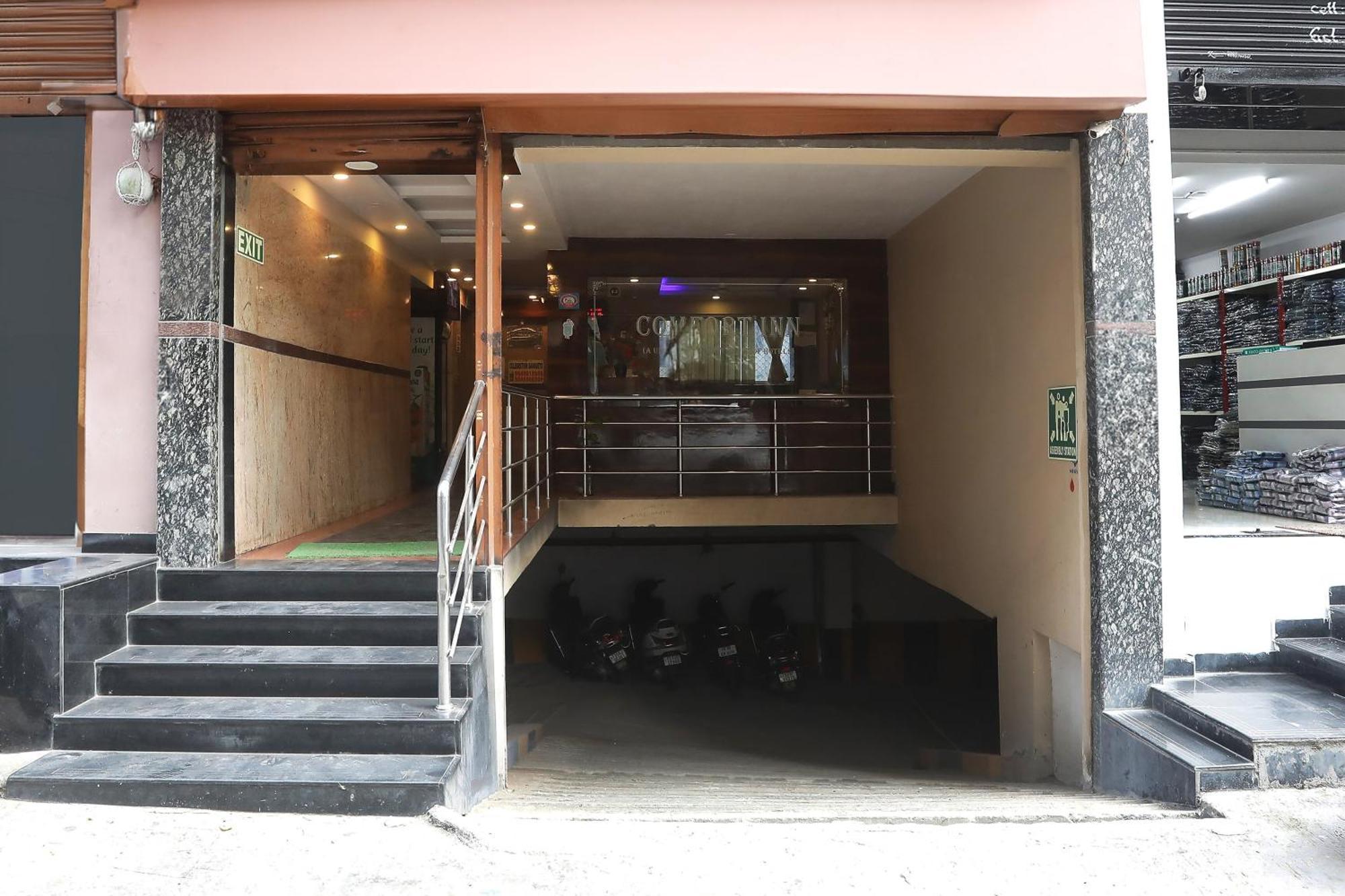 Super Hotel O Vaishnavi Inn Hyderabad Exterior photo